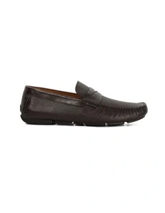 Braverry Loafer in Brown