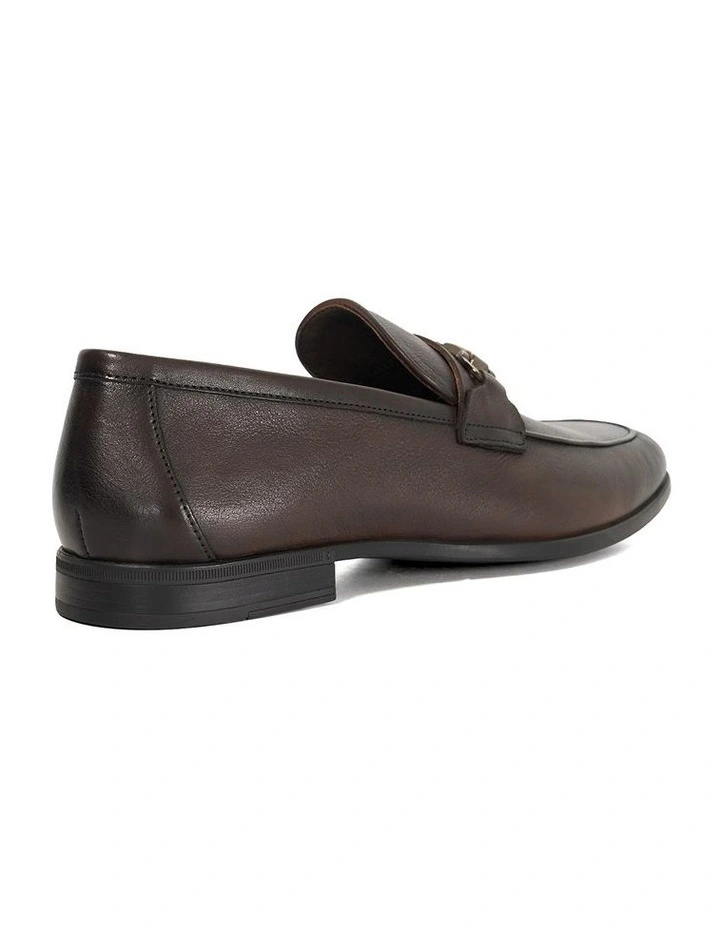 Seymore Dress Shoe in Brown image 5