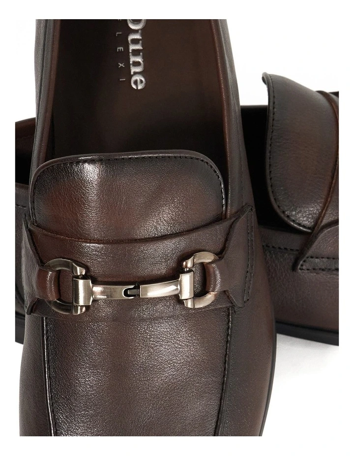 Seymore Dress Shoe in Brown image 6