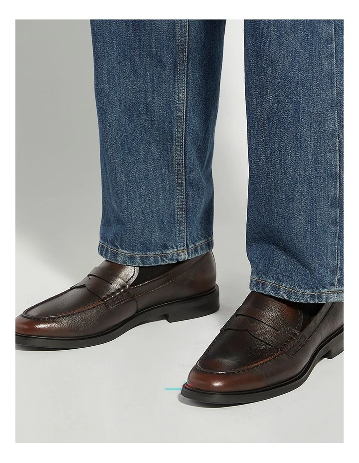 Sascha Loafer in Brown image 2