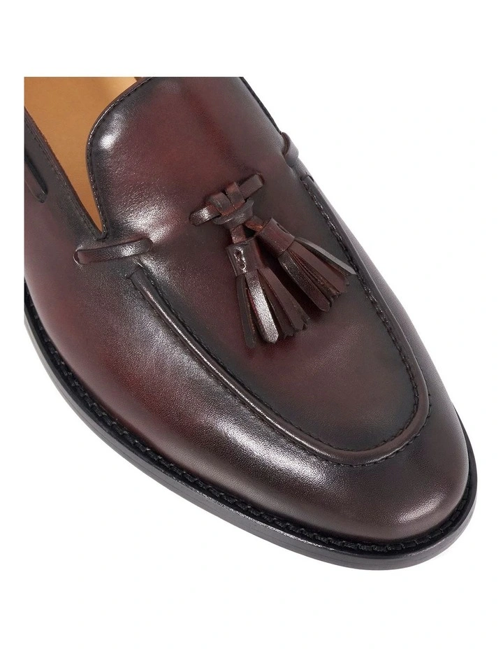 Sandders Loafer in Burgundy image 6