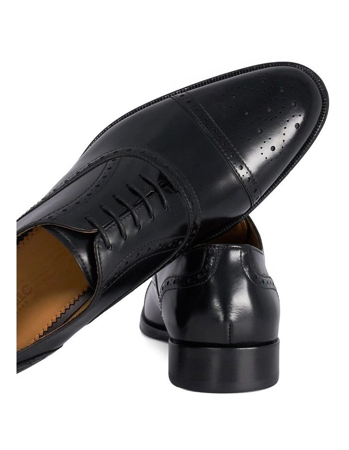 Soliders Dress Shoe in Black image 6