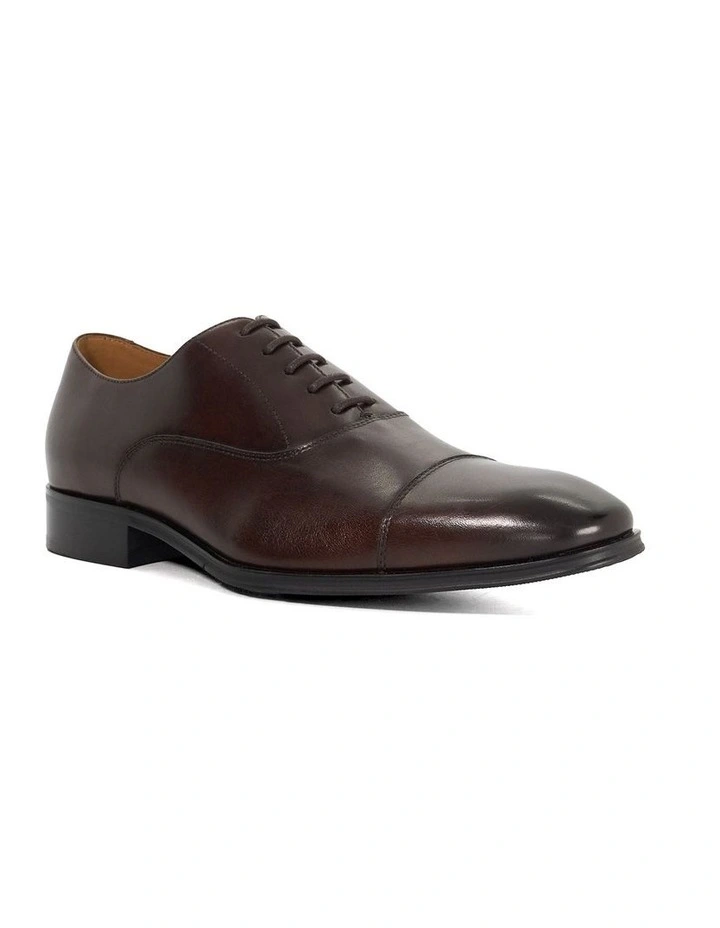 Solver Dress Shoe in Brown image 3