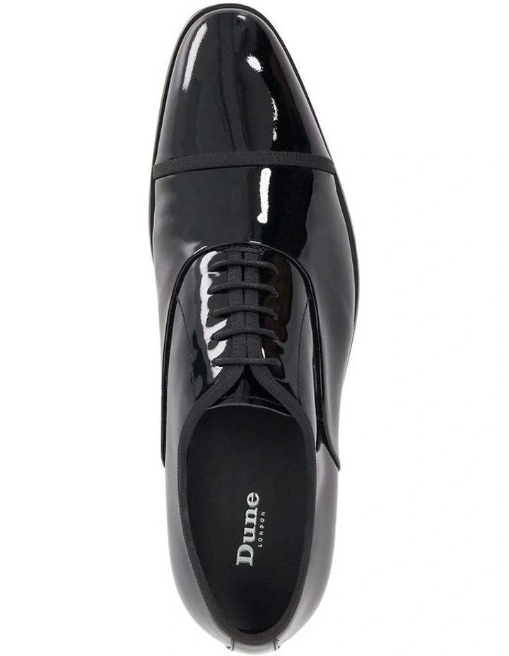 Shuffle Dress Shoe in Black image 4