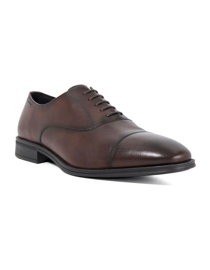 Steffon Dress Shoe in Brown image 2