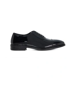 Steffon Dress Shoe in Black