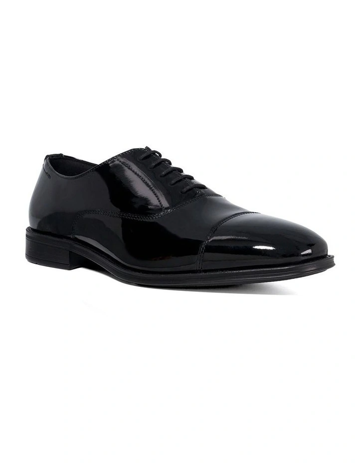 Steffon Dress Shoe in Black image 2
