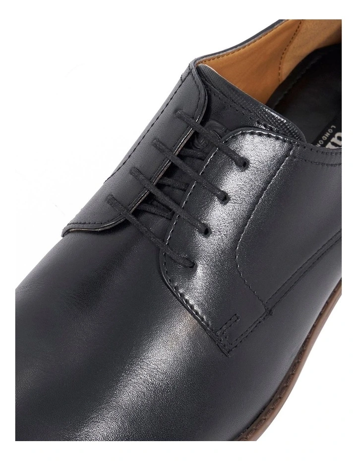 Soreen Dress Shoe in Black image 5