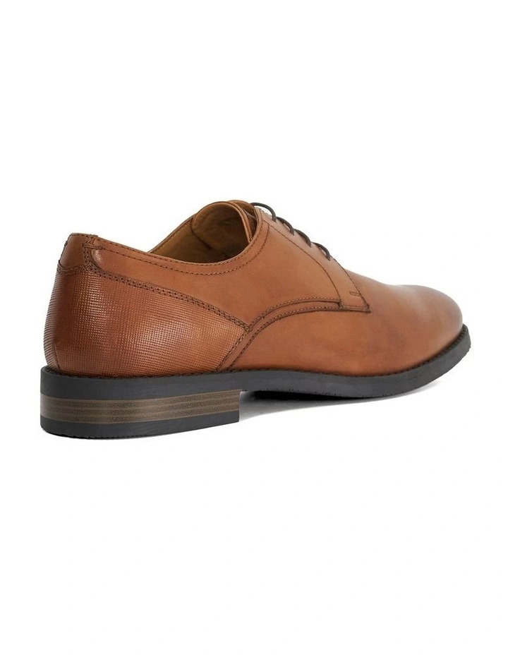 Soreen Dress Shoe in Tan image 4