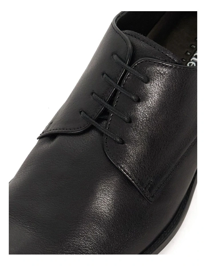Sole Dress Shoe in Black image 5