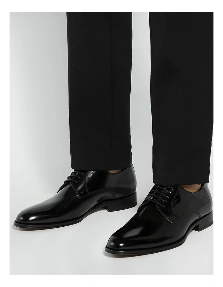 Salisbury Dress Shoe in Black image 2
