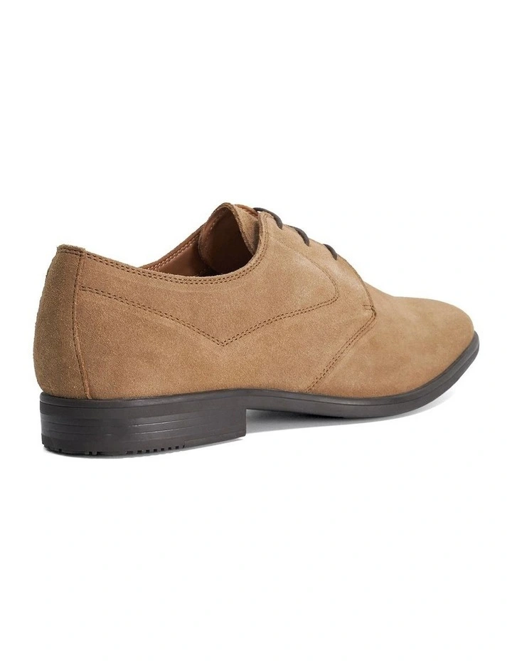 Burtford Lace-Up Shoe in Beige image 5