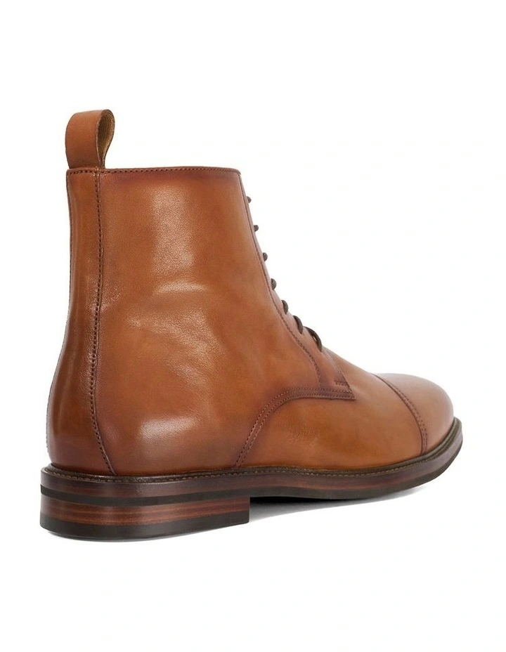 Matias Boot in Tan image 5