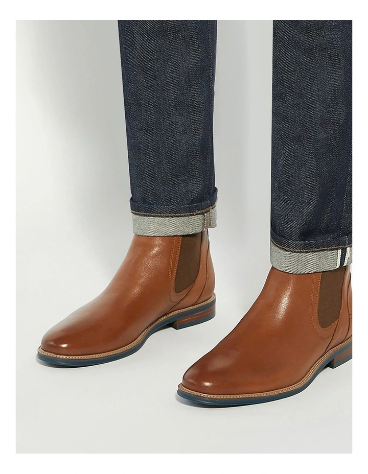 Mckinley Boot in Tan image 2