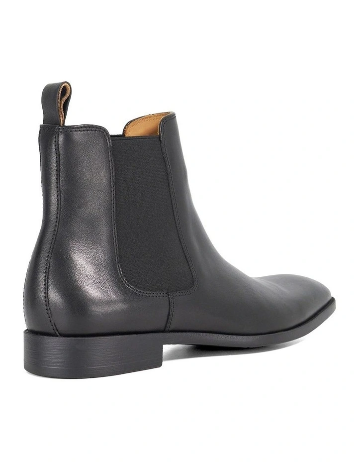 Matchin Boot in Black image 5