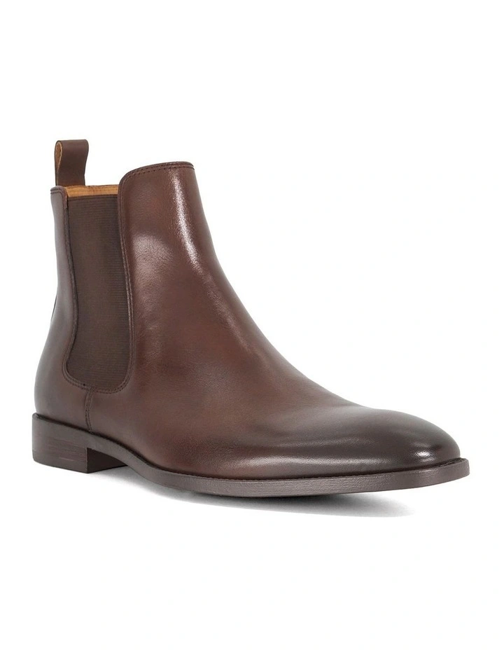 Matchin Boot in Brown image 3