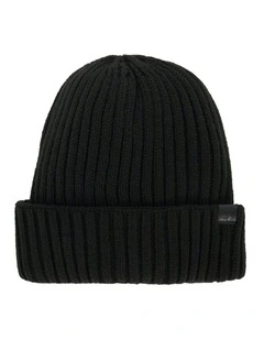 Ostinn Cap in Black
