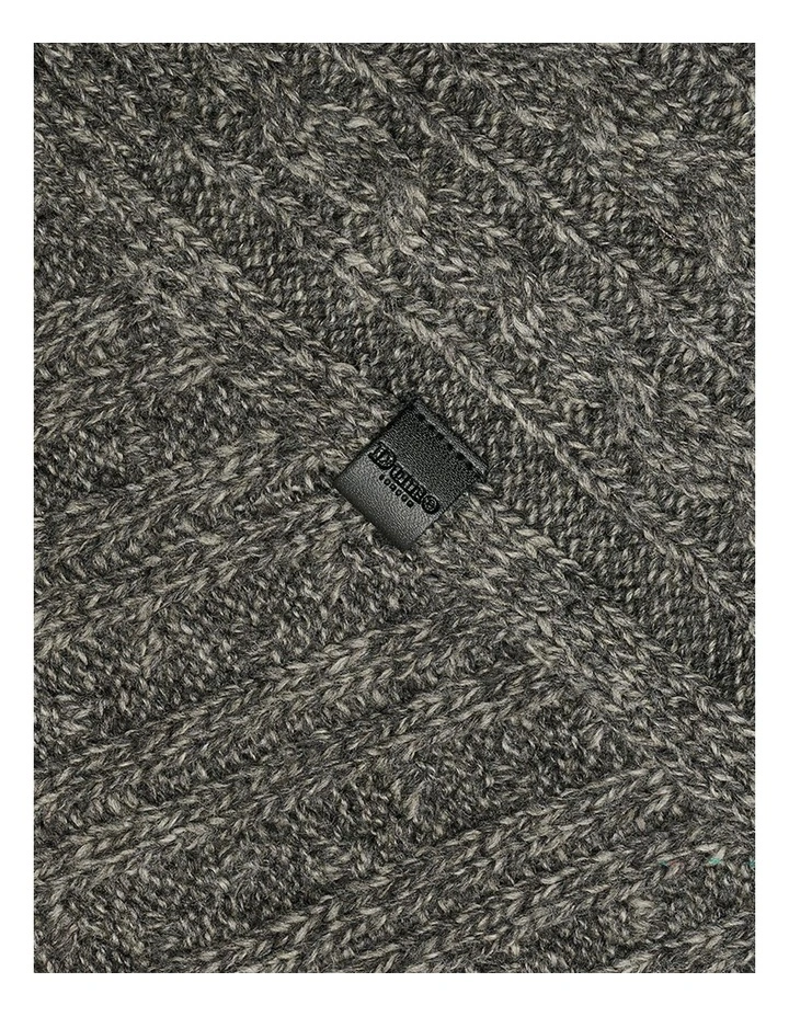 Ottoe Scarf in Grey image 2