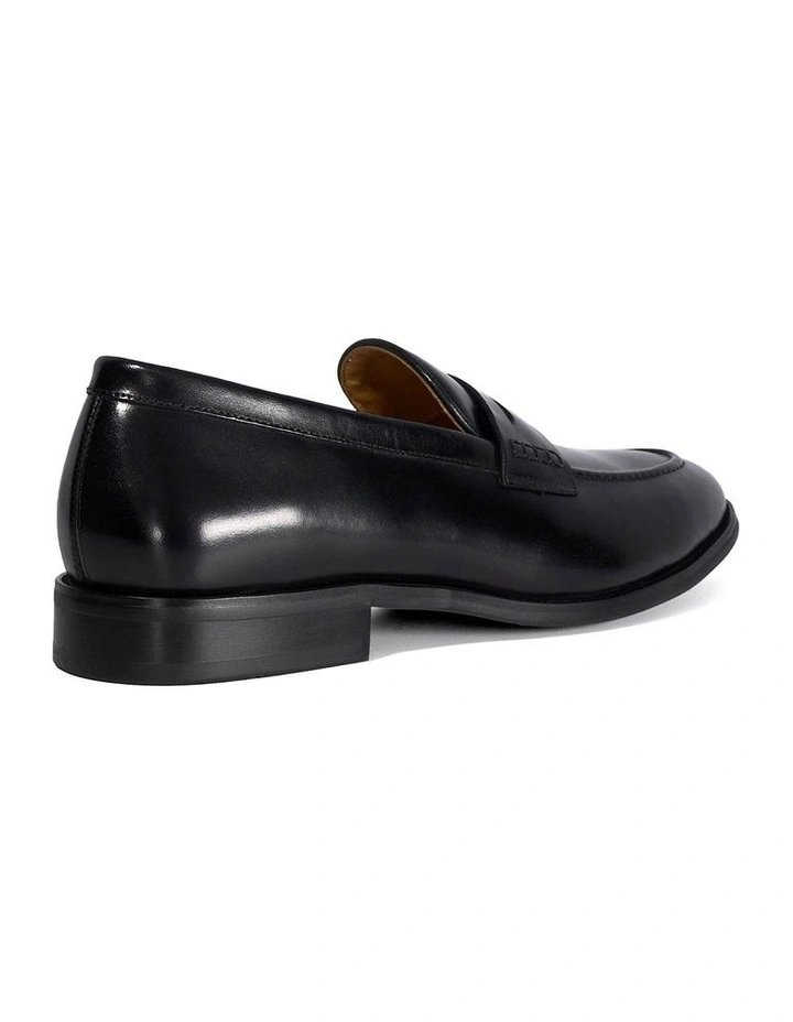 Skylers Loafer in Black image 5
