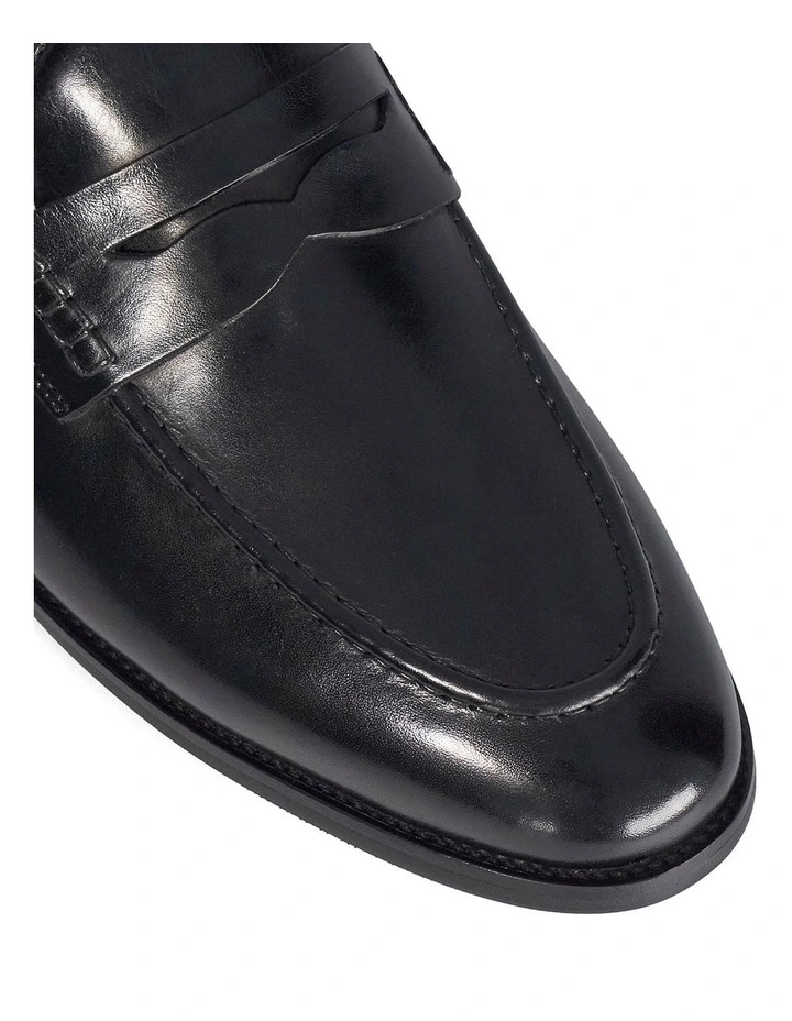 Skylers Loafer in Black image 6