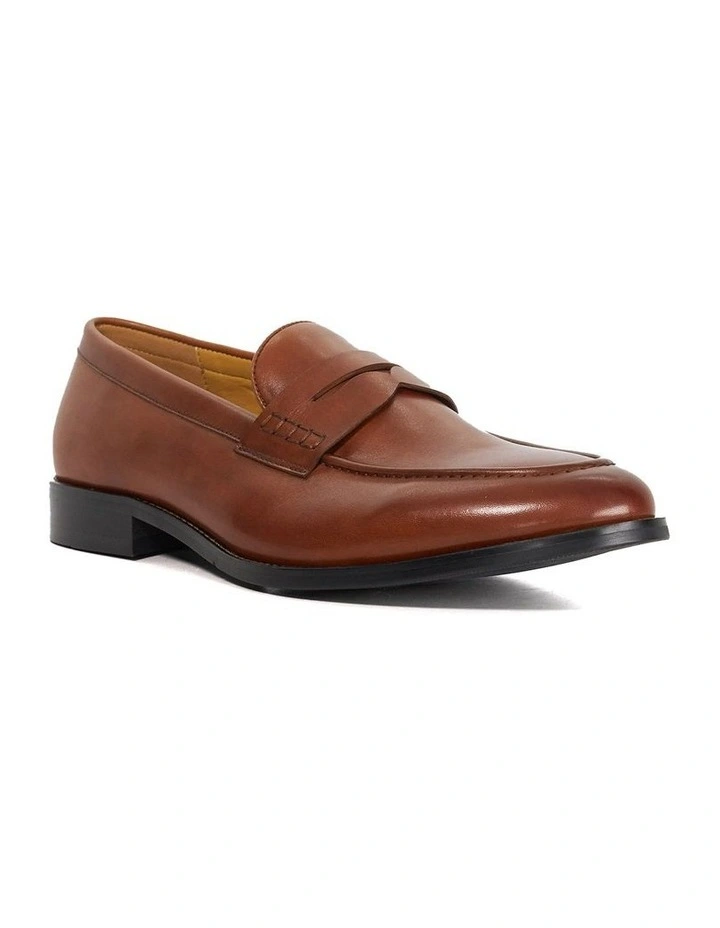 Skylers Loafer in Tan image 3