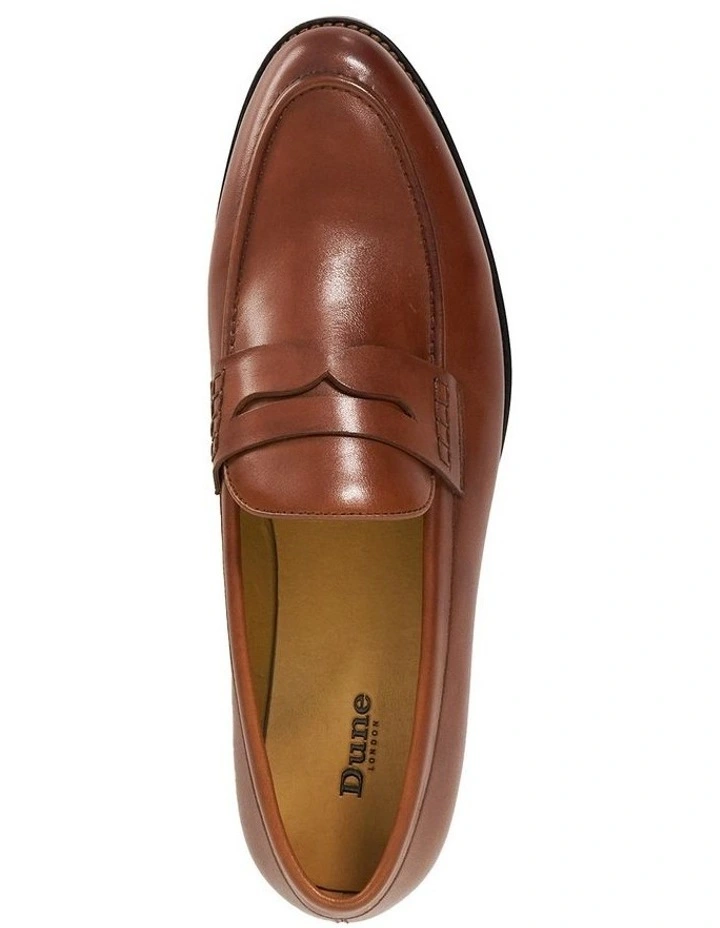 Skylers Loafer in Tan image 4