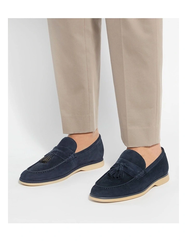 Broddi Loafer In Navy image 2