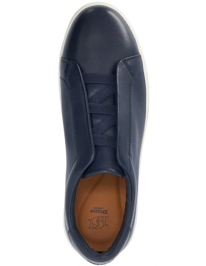 Troys Sneaker In Navy image 4