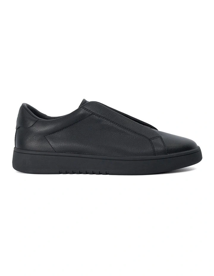 Troys Sneaker In Black image 1