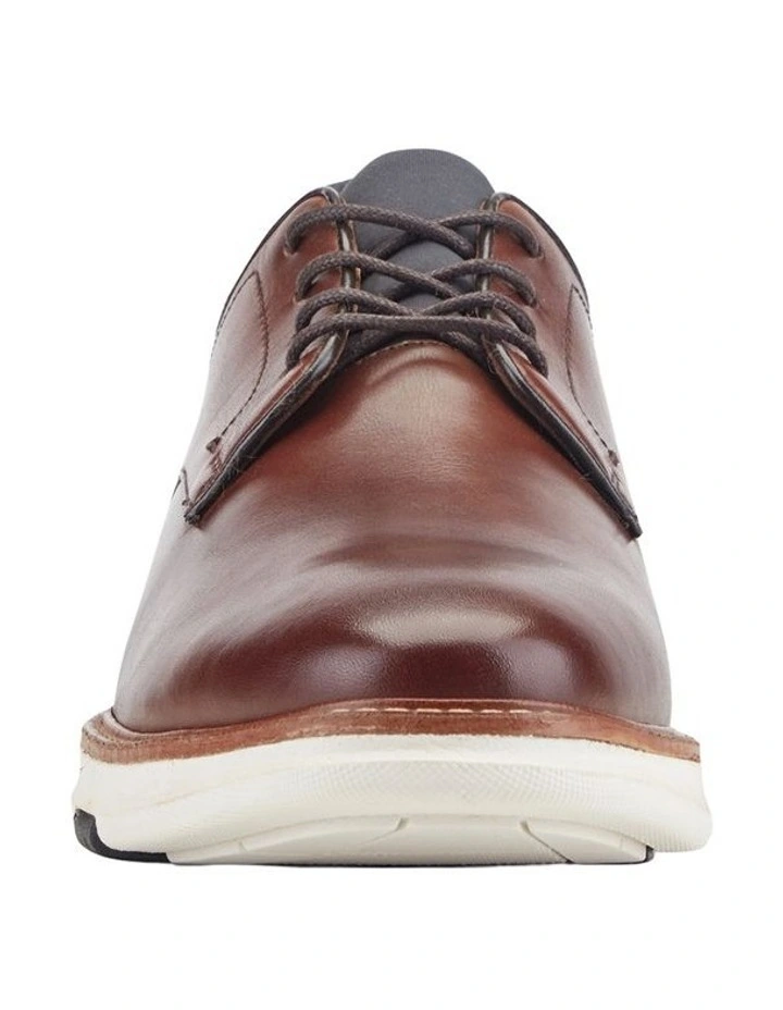 Luke Lace-Up Shoes in Brown image 4