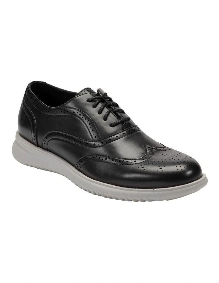 Niowox Oxford Shoe in Black image 2