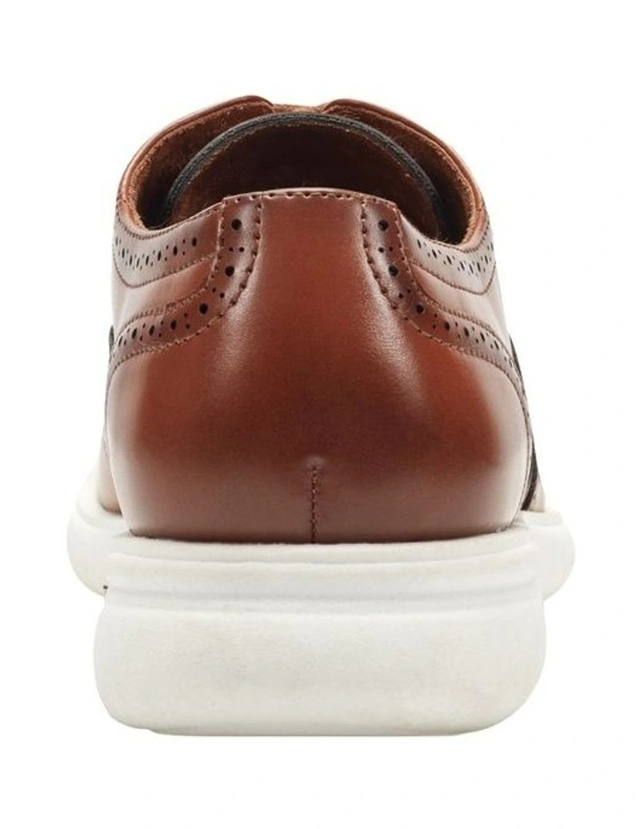 Niowox Oxofrd Shoe in Tan image 4