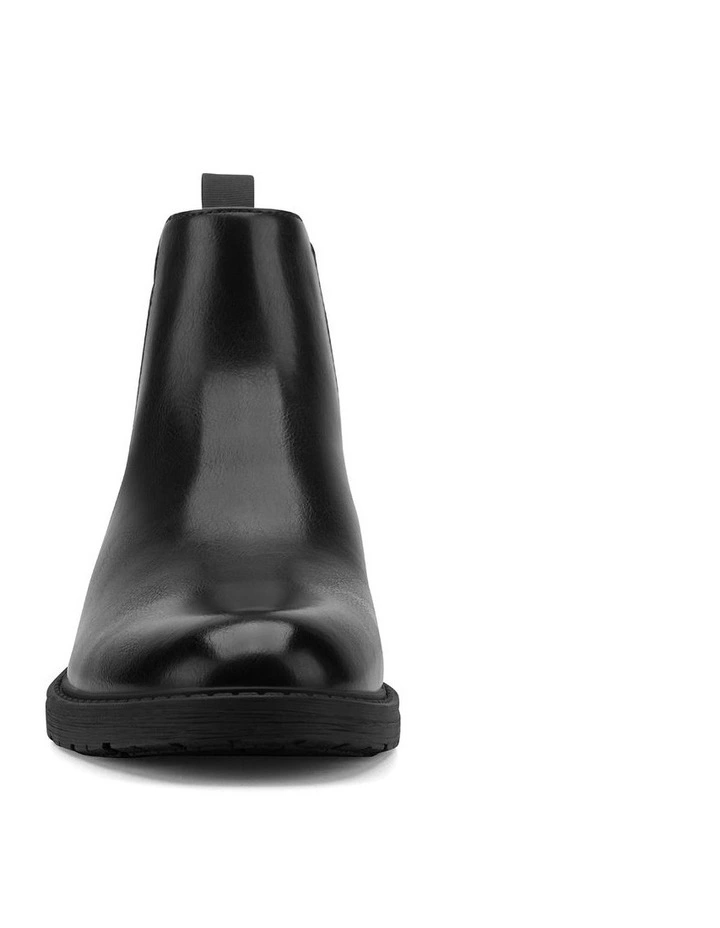 Caydin Chelsea Boot in Black image 4