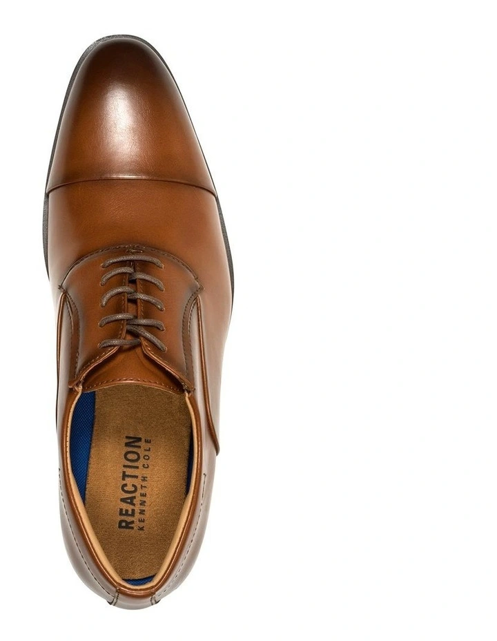 Heath Lace up Oxford in Brown image 3