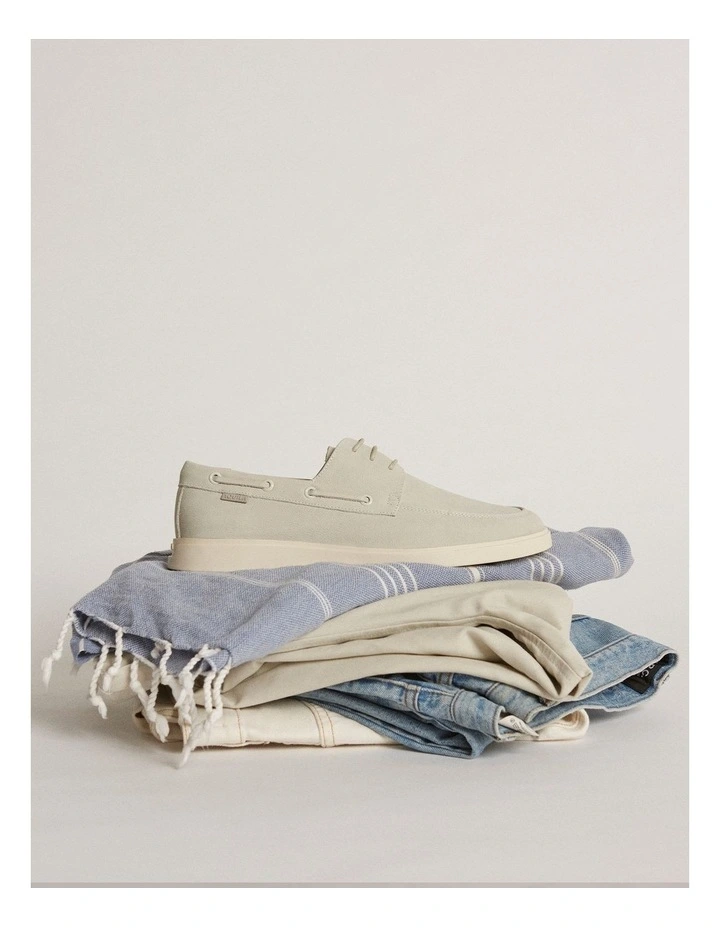 Breeze Deck Shoes in Ash image 2