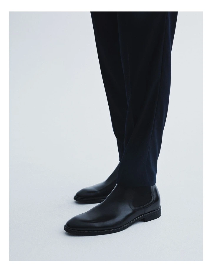 Fogerty Chelsea Boots in Black image 2