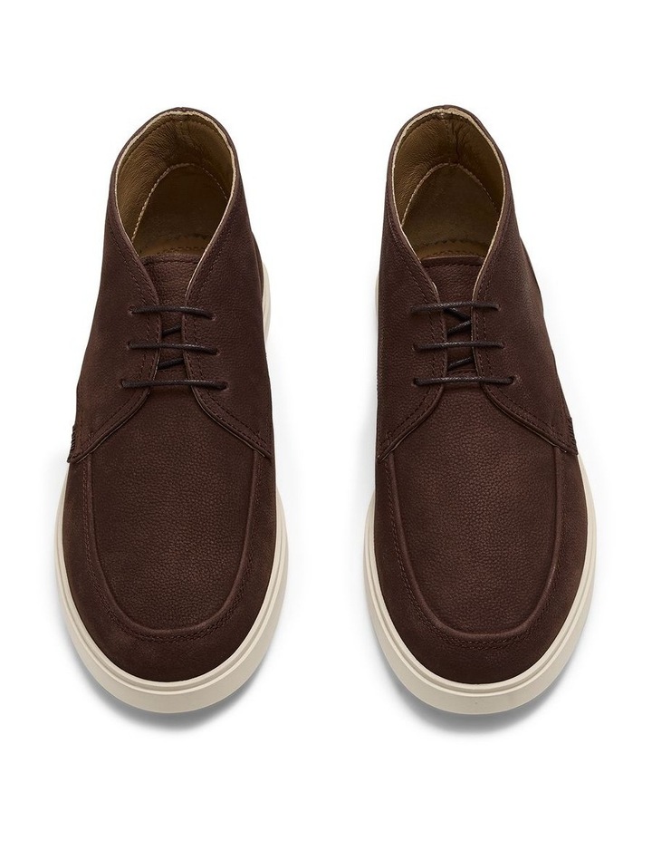 Breeze Nubuck Chukka Boots in Brown image 5