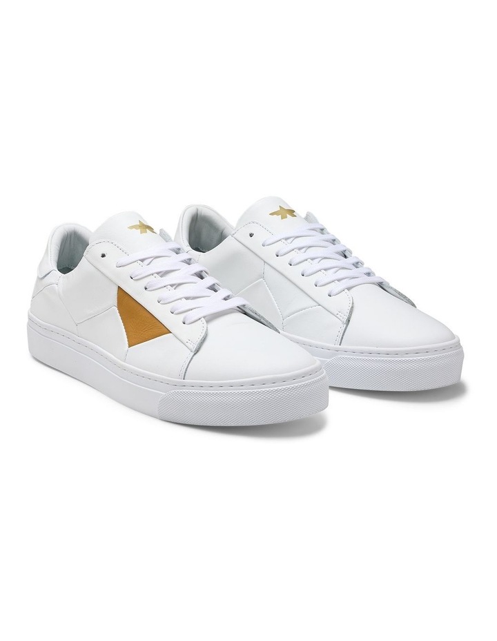 Deco 2.0 Mondiale Shoes in White image 2
