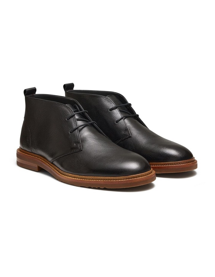 Ollie Leather Chukka Boots in Black image 2