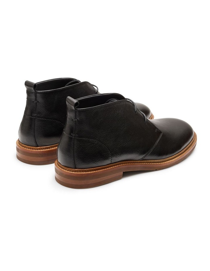 Ollie Leather Chukka Boots in Black image 4