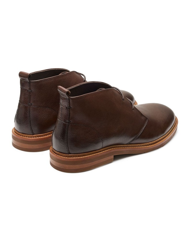 Ollie Leather Chukka Boots in Brown image 4