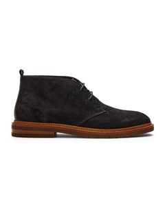Ollie Suede Chukka Boots in Navy