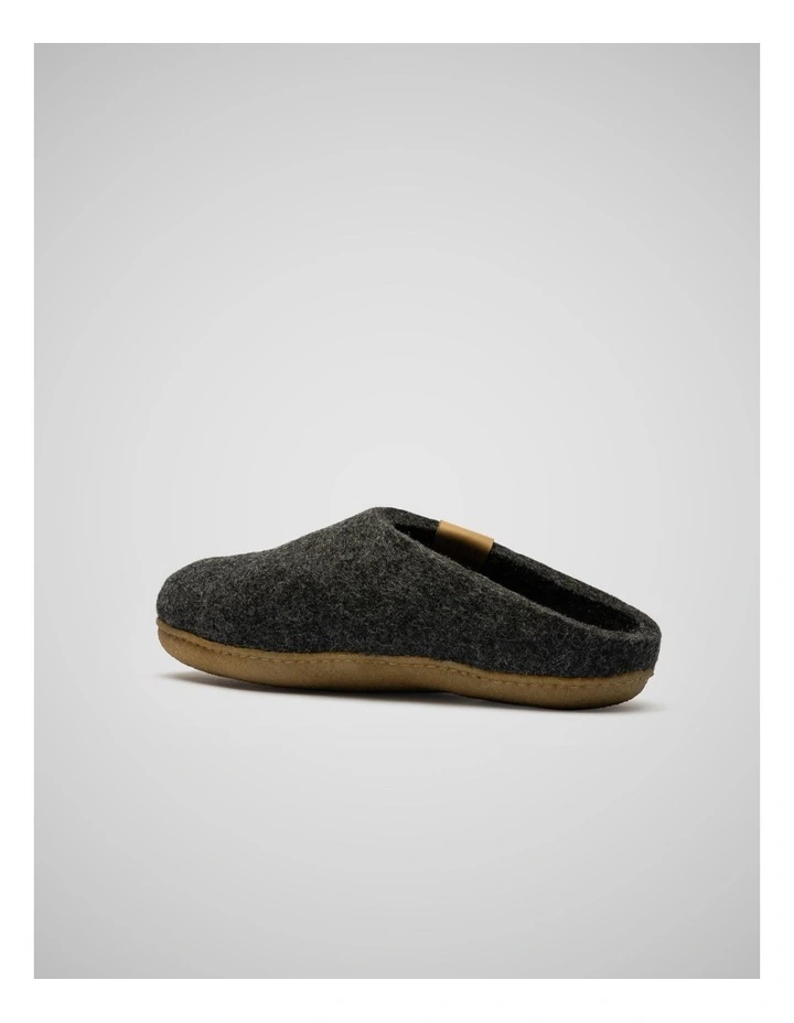 Wanaka Wool Slipper in Charcoal image 3