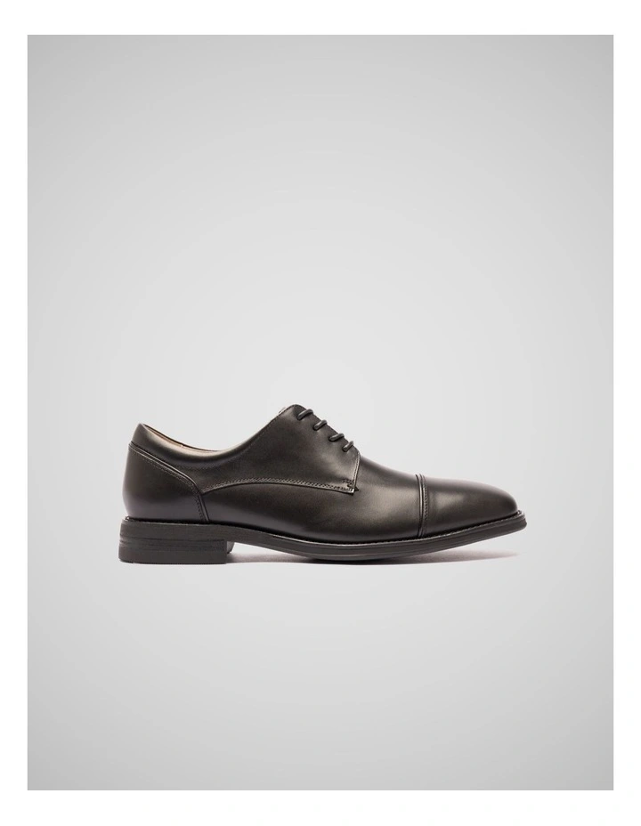 Riverton Derby Shoe in Nero image 1