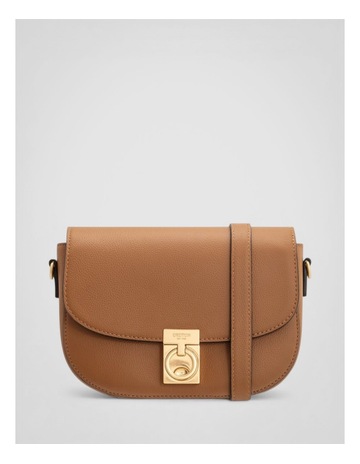 Tan colour