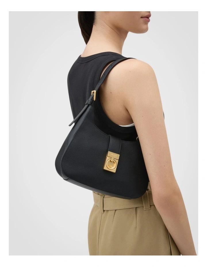 Yvonne Baguette Bag in Black image 5