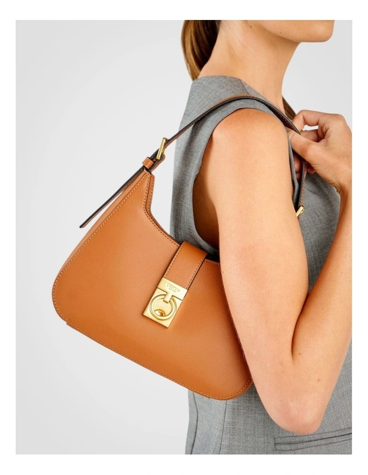 Yvonne Baguette Bag in Tan image 4