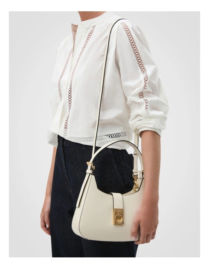 Yvonne Baguette Bag in Cream image 4