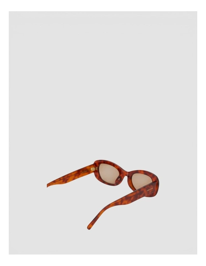 Rumi Sunglasses in Vintage Tort image 3