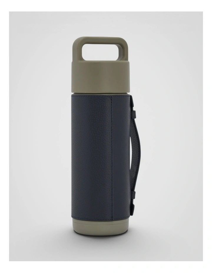 Frank Green X Oroton Grip Lid 595Ml Bottle in Grey Goose image 2